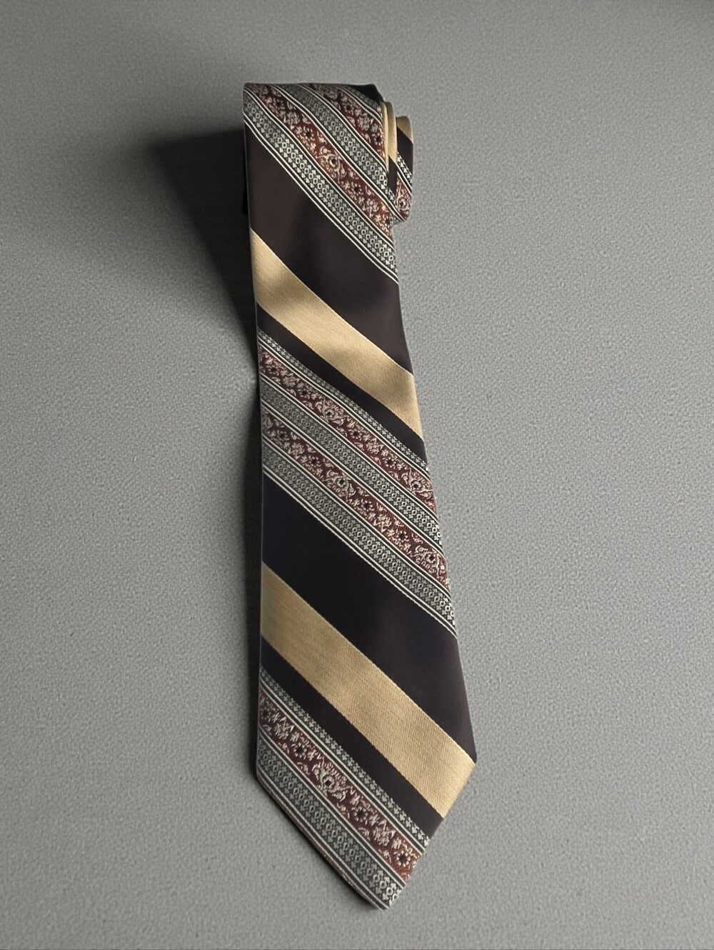 Vintage Brittania Mens Retro Classic 40s Look Gentleman Tie Brown Cream Stripe